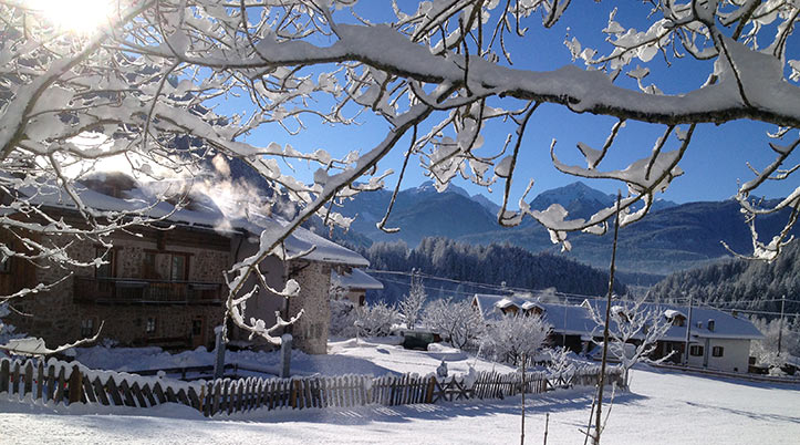 Trentino Südtirol Dolomiten Sonne Schnee